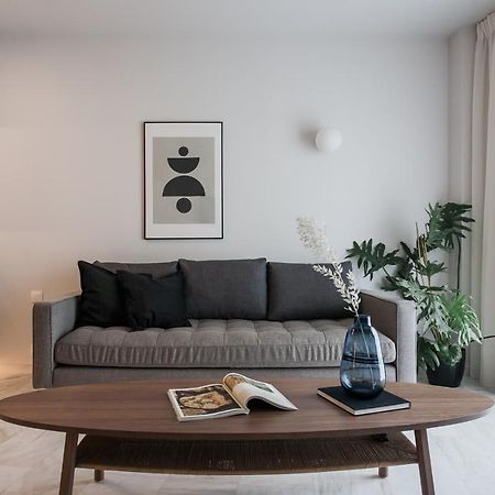 Marvelous 2Br Apartments With Balcony By Upstreet Atény Exteriér fotografie