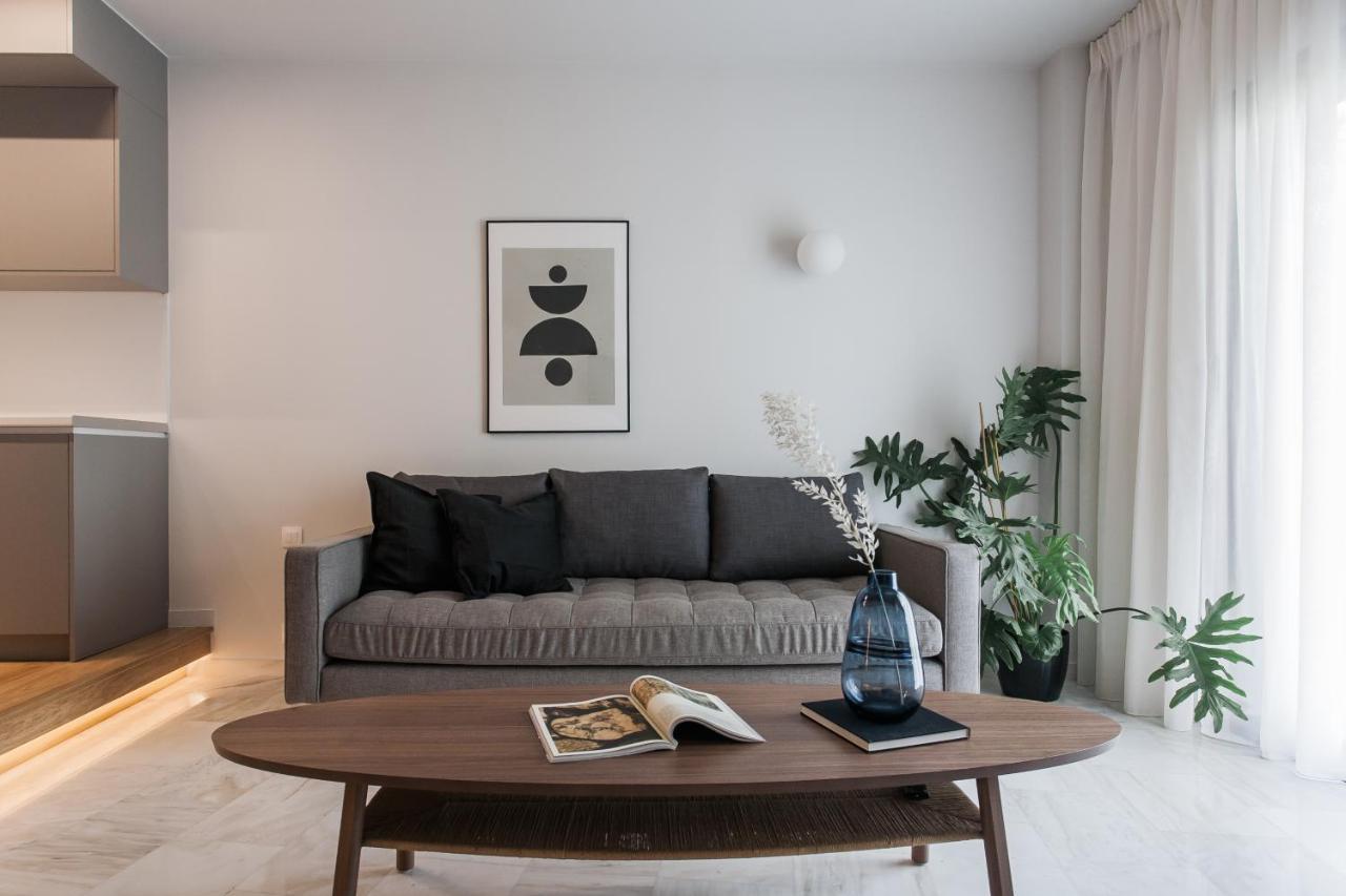 Marvelous 2Br Apartments With Balcony By Upstreet Atény Exteriér fotografie