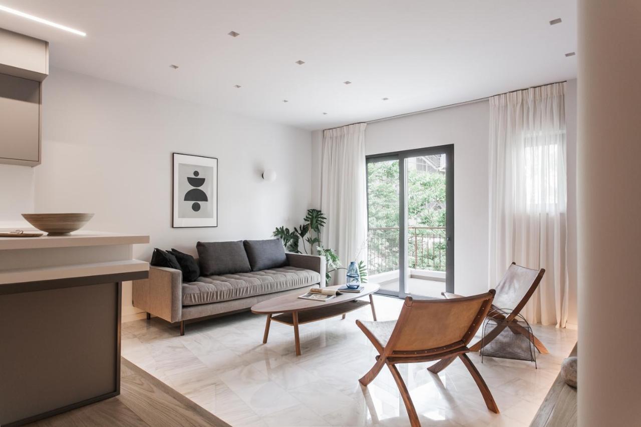 Marvelous 2Br Apartments With Balcony By Upstreet Atény Exteriér fotografie